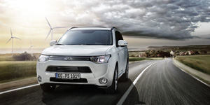 Mitsubishi-Outlander-PHEV-Werbung