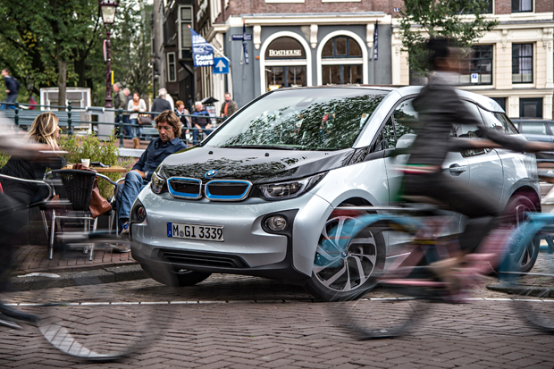 BMWi3-UrbanMobility-620