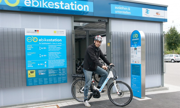 An 15 Haltepunkten in der Region Stuttgart sind attraktive Ausleihstationen für Pedelecs entstanden. Bild: e-mobil BW