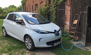 Renault-ZoeR240-300px