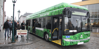 skoda-electric-h12-hybridbus