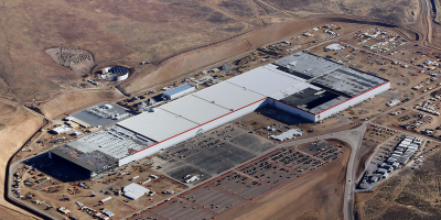 tesla-gigafactory-nevada-januar-2017