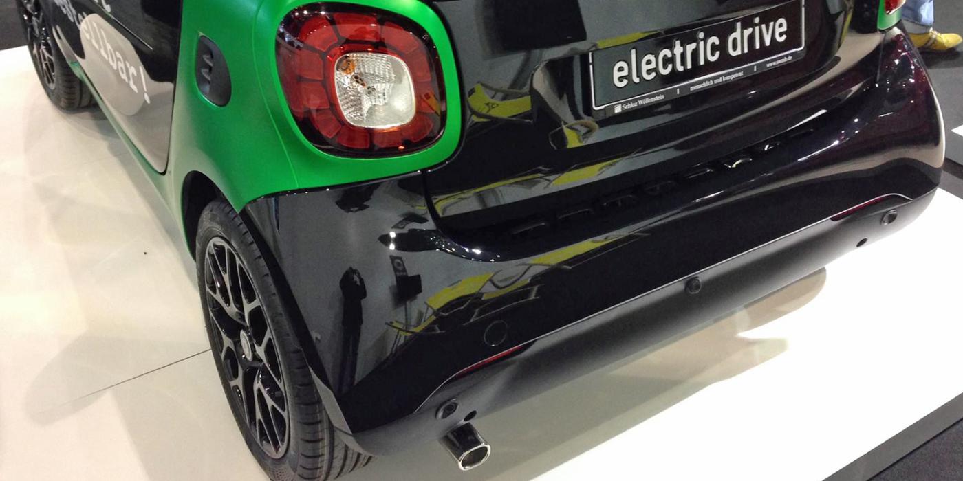 ESmart mit Auspuff1