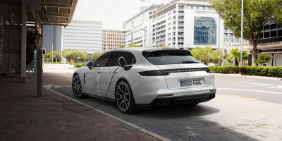 porsche-panamera-sport-turismo-phev