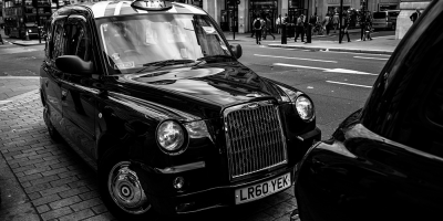 london-taxi-verbrenner-symbolbild-kurzschluss-pixabay