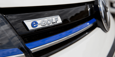 volkswagen-e-golf-schriftzug