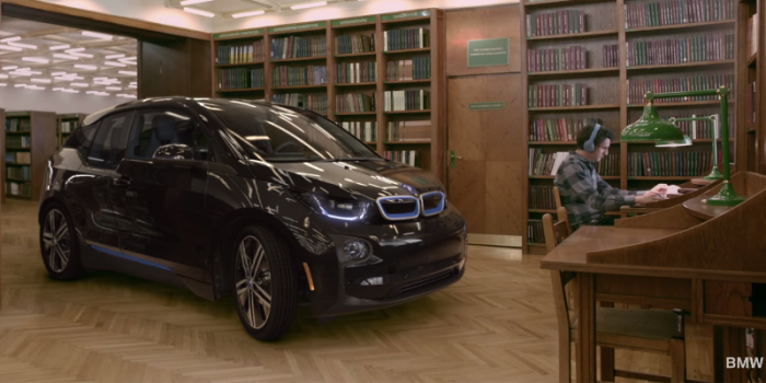 bmw-i3-bibliothek-werbespot-kurzschluss