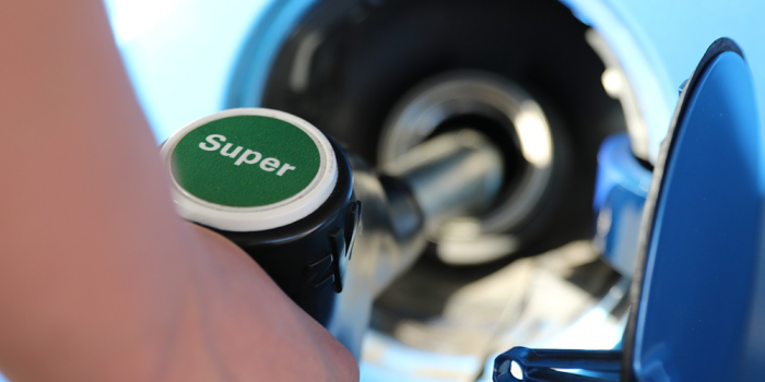 tankstelle-zapfpistole-tankstutzen-kurzschluss-pixabay