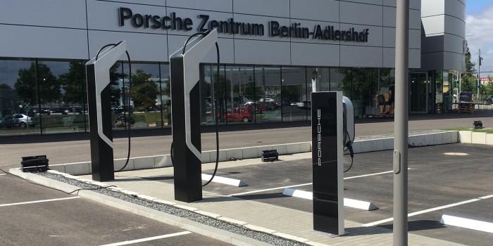 Porsche HPC Ladepark Berlin Hinten