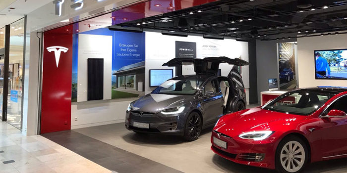tesla-store-hamburg-2017