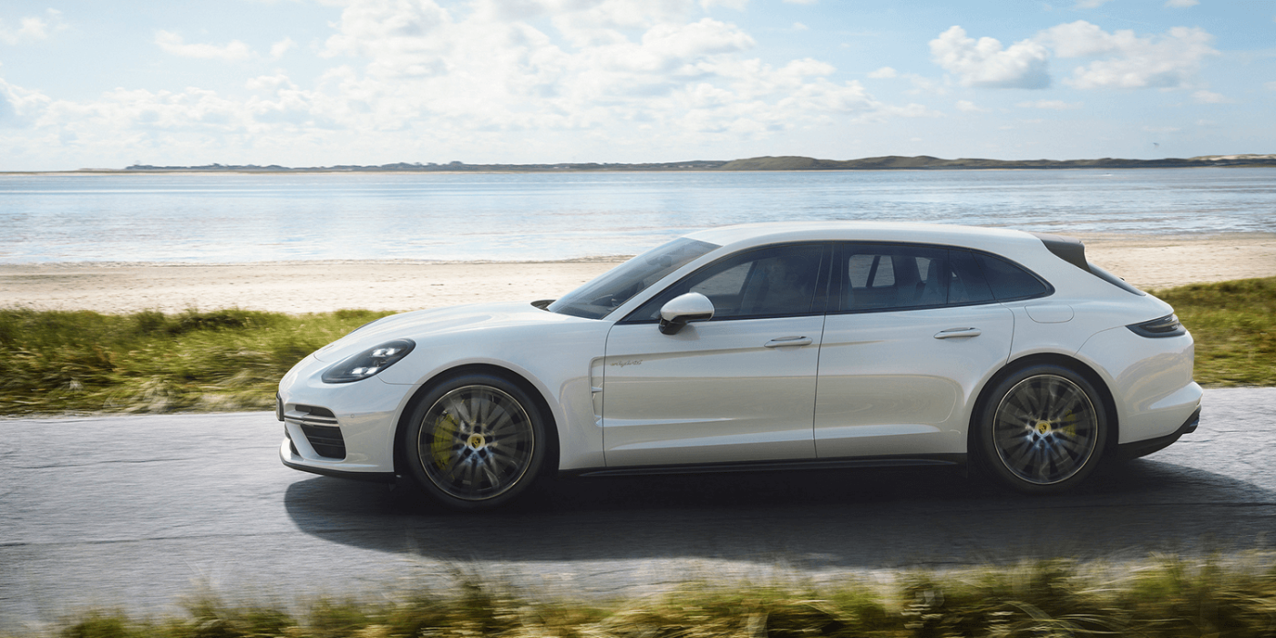 porsche-panamera-turbo-s-e-hybrid-sport-turismo-2017-03