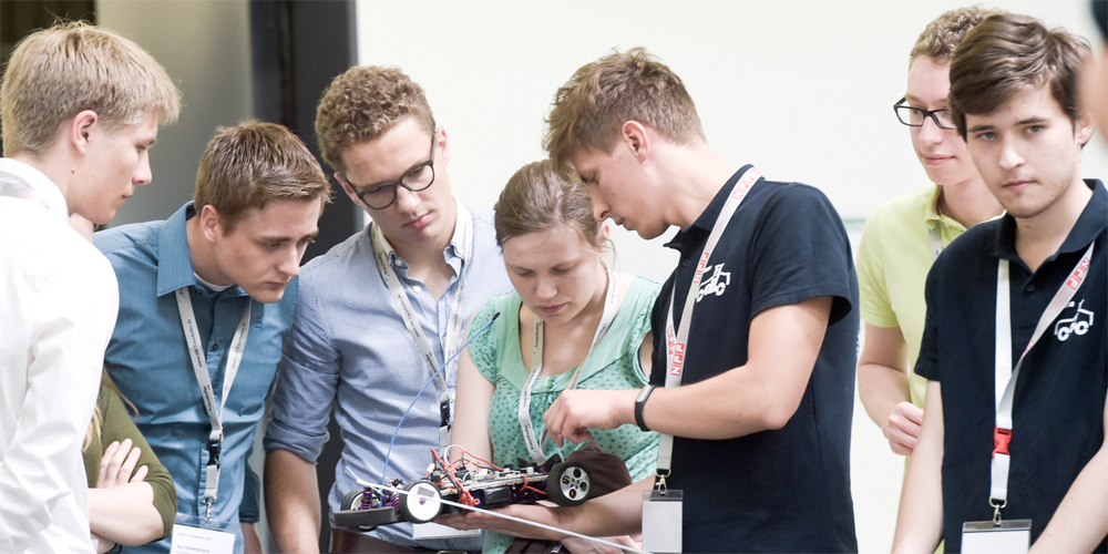 Drive E Akademie Symbol