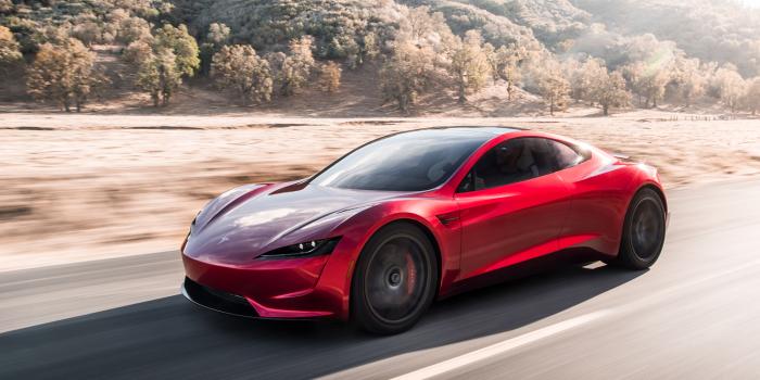 Tesla Roadster Seite