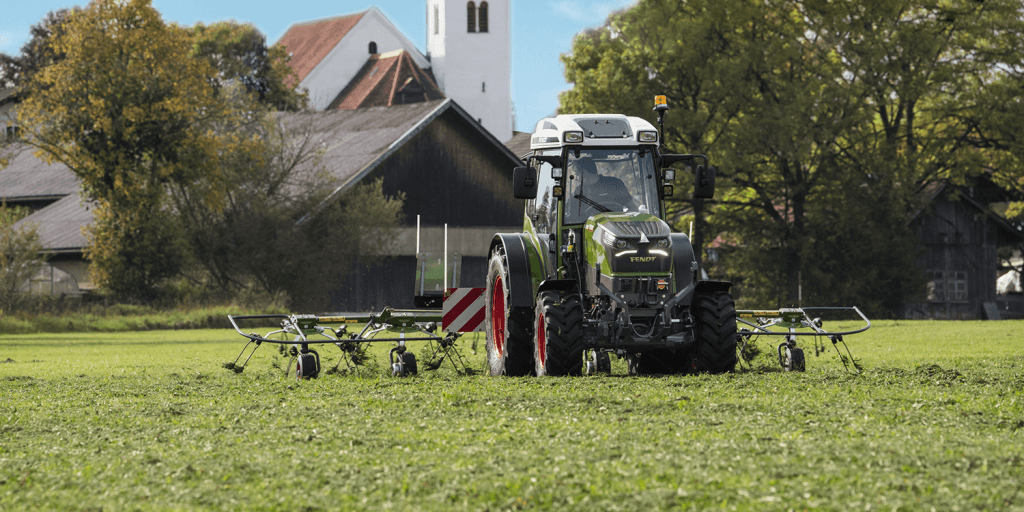 fendt-e100-vario-elektro-traktor-03