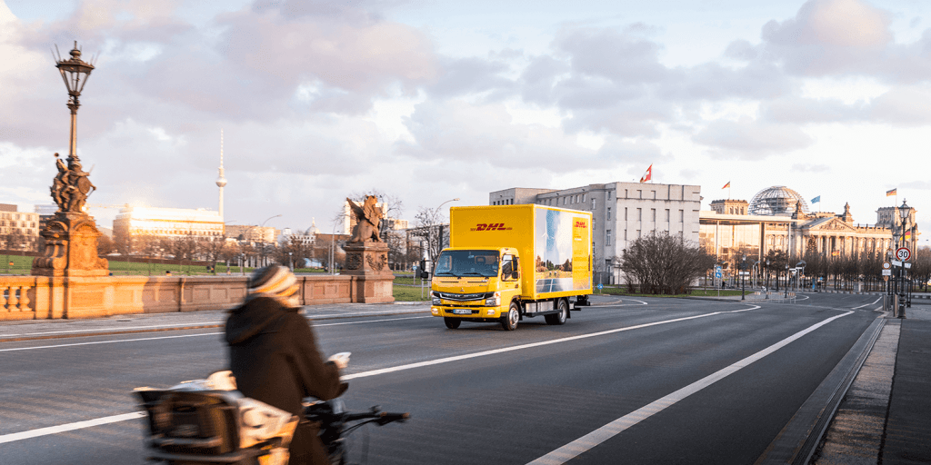 daimler-fuso-e-canter-e-lkw-dhl-02