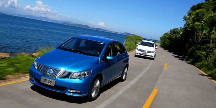 daimler-byd-denza-400-electric-car-elektroauto-china-01