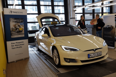 e-taxi-event-muenchen-stefan-koeller-tesla-model-s-01