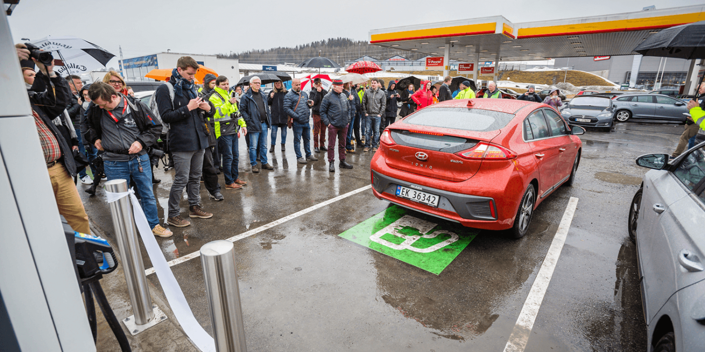 fortum hpc ladestation charging station norwegen norway eroeffnung april 2018 03 fortum-hpc-ladestation-charging-station-norwegen-norway-eroeffnung-april-2018-03