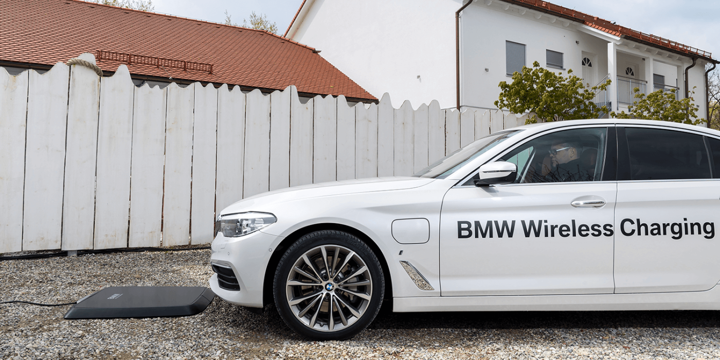 bmw-530e-iperformance-induktives-laden-03