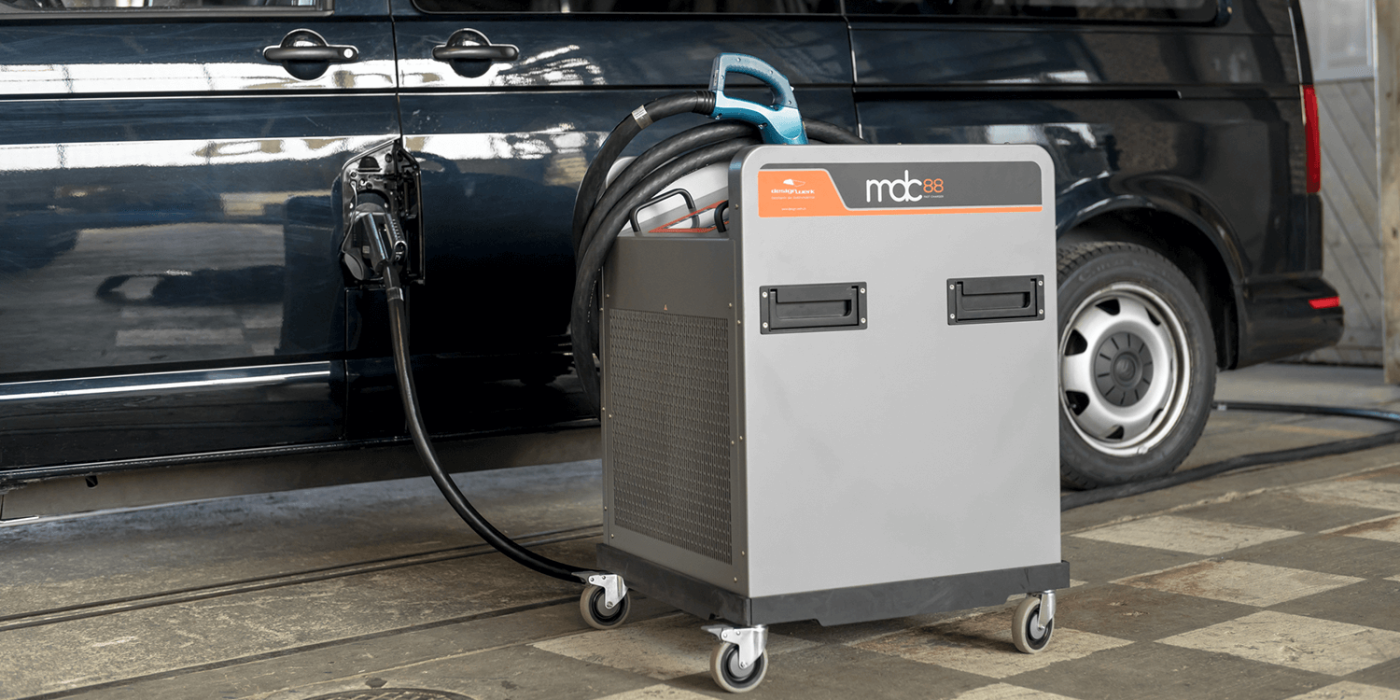 designwerk mdc88 mobile charger mobile ladestation 04 designwerk-mdc88-mobile-charger-mobile-ladestation-04