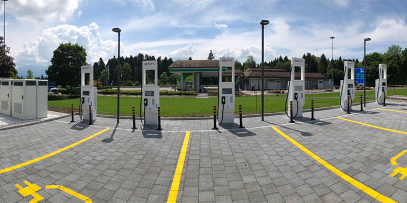 ionity-hpc-ladestation-charging-station-schweiz-switzerland