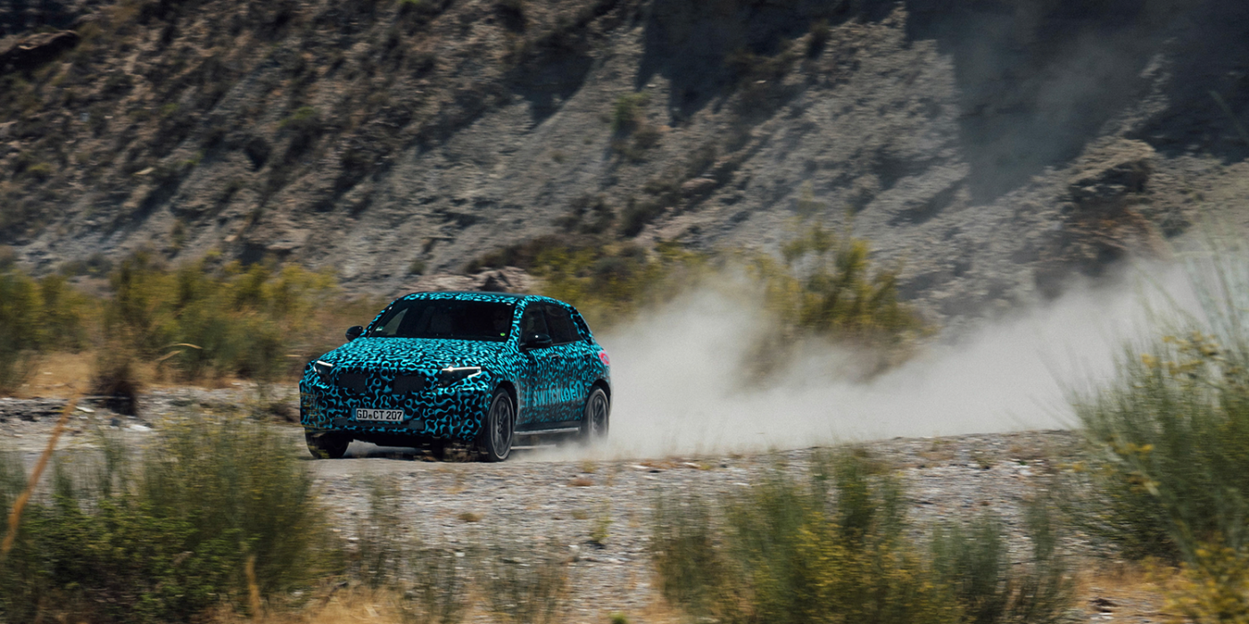 mercedes-benz-eqc-concept-car-summer-tests-2018-02