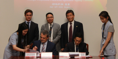 hanergy-donghan-new-energy-automotive-technologe-bollore-bluecar-kooperation