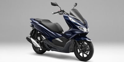 honda-pcx-hybrid-roller-scooter