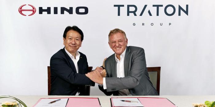 Traton Hino e