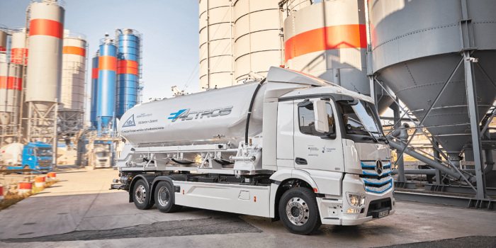 mercesdes-benz-eactros-elektro-lkw-tbs-02-min