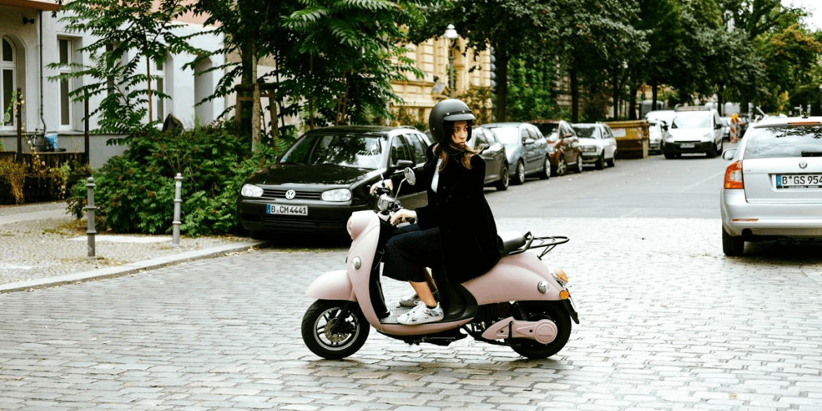 Unu electric scooter elektro roller min
