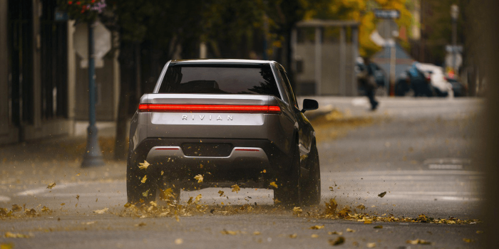 rivian-automotive-r1t-concept-2018-07 (1)