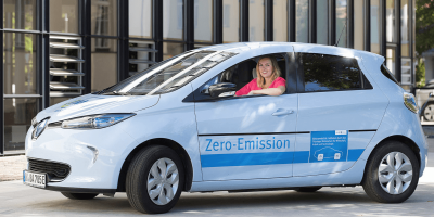 smobilitycom-pflegedienst-renault-zoe (1)