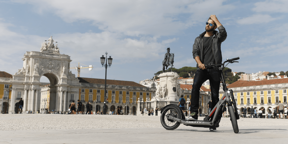 bmw-x2city-e-tretroller-electric-kick-scooter-1-min