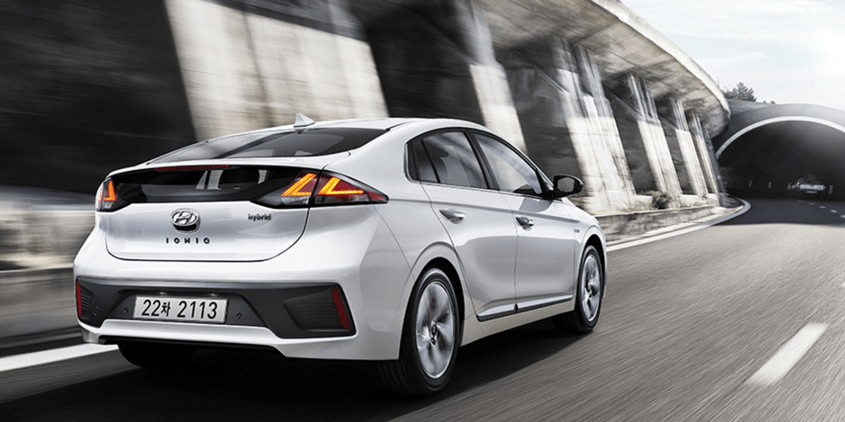 hyundai-ioniq-hybrid-2019-03-min