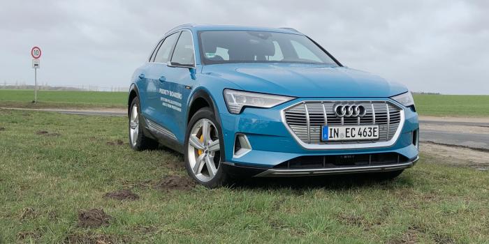 Audi etron Fahrbericht Front2
