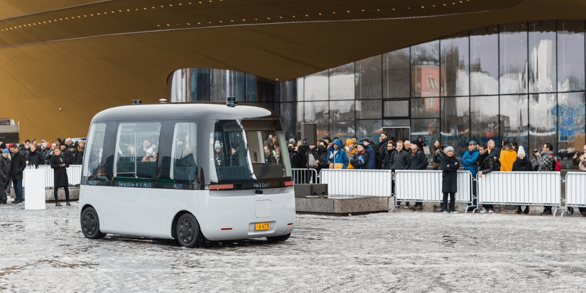 muji sensible 4 gacha electric shuttle e shuttle schweden sweden 03 min muji-sensible-4-gacha-electric-shuttle-e-shuttle-schweden-sweden-03-min