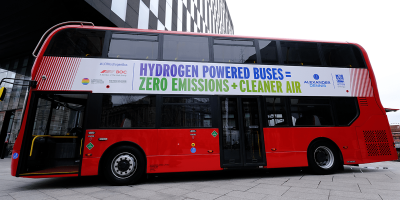 alexander-dennis-enviro400-fuel-cell-bus-brennstoffstellen-bus-min