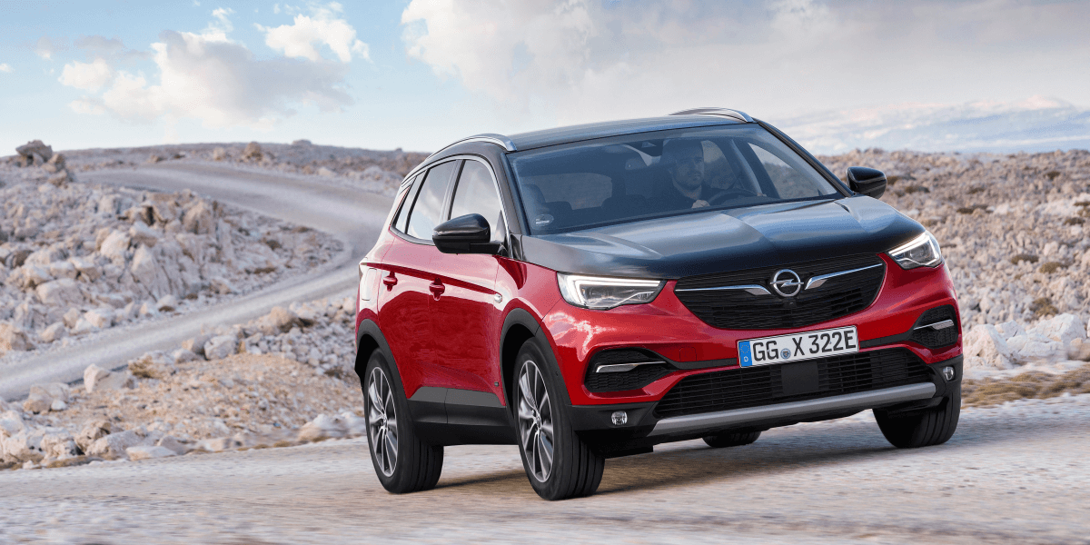 opel-grandland-x-hybrid4-2019-09