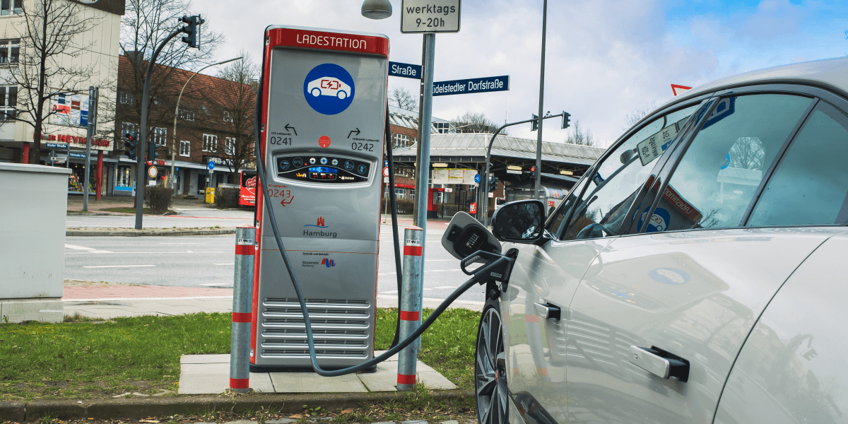 hamburg-ladestation-charging-station-daniel-boennighausen-01