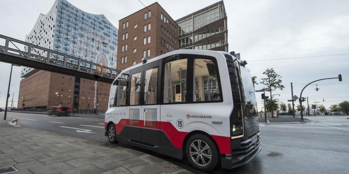 Hamburg hochbahn shuttle autonom