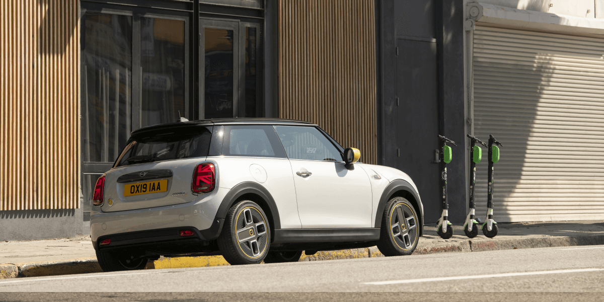 mini-electric-cooper-se-2019-09