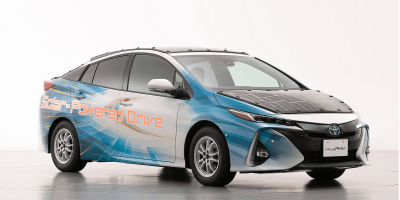 toyota-prius-phev-solar-powered-05