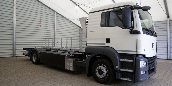 routecharge-ikt-em-iii-framo-e-lkw-min