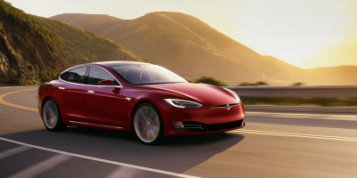 tesla-model-s-001-min