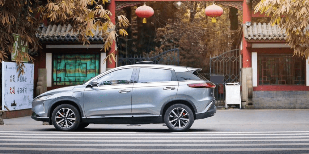 xpeng-g3-2020-elektroauto-electric-car-china-02-min