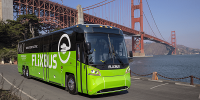 motor-coach-industries-mci-d45-crte-le-charge-flixbus-san-francisco-usa-2019.01-min