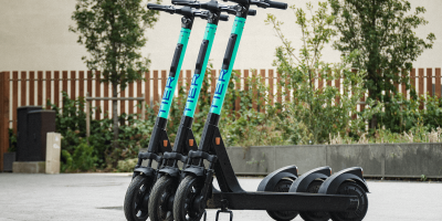 tier-mobility-e-tretroller-electric-kick-scooter-akku-tausch-battery-swap-2019-01-min