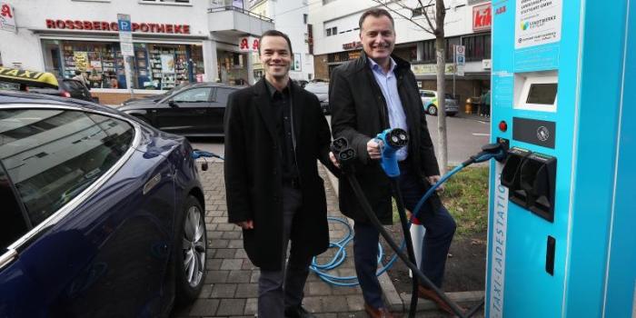 Stuttgart e taxi ladestation