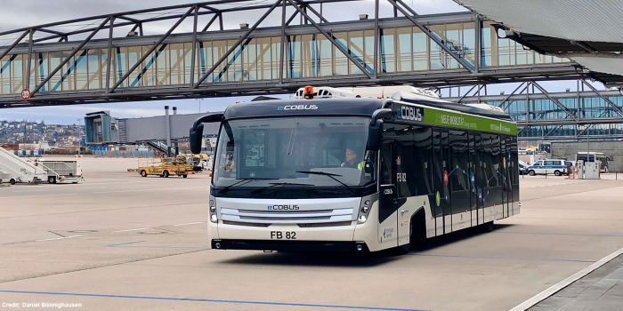 Cobus industries ecobus elektrobus electric bus flughafen stuttgart airport daniel boennighausen min